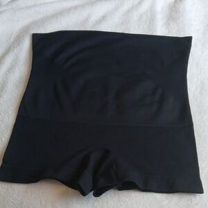 Black High-Waist Shaping Shorts
